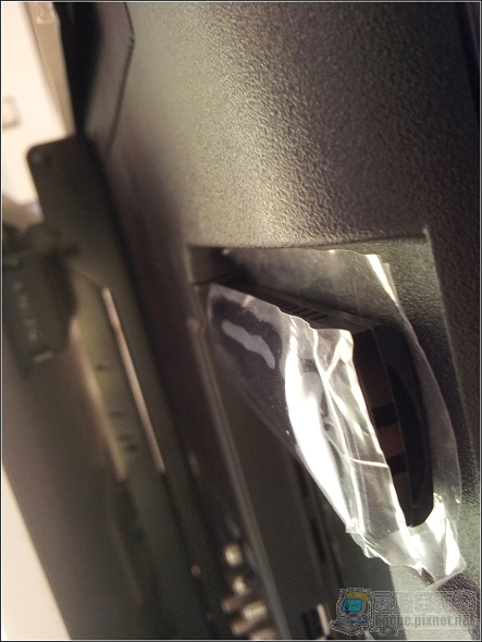 SONY61.jpg SONY61.jpg