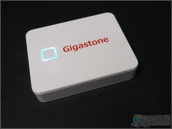 Gigastone 無線存儲充電寶15 Gigastone 無線存儲充電寶15
