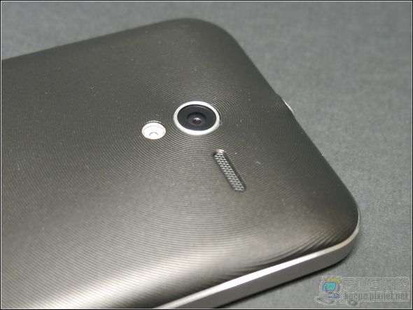 PadFone2外觀25 PadFone2外觀25