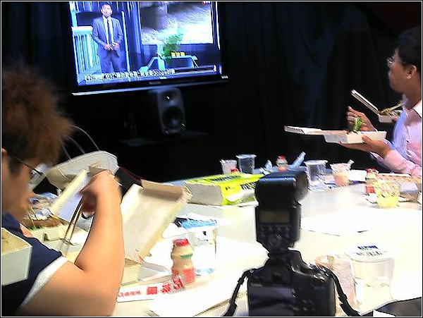 2010-07-28 19.08.51.jpg 2010-07-28 19.08.51.jpg