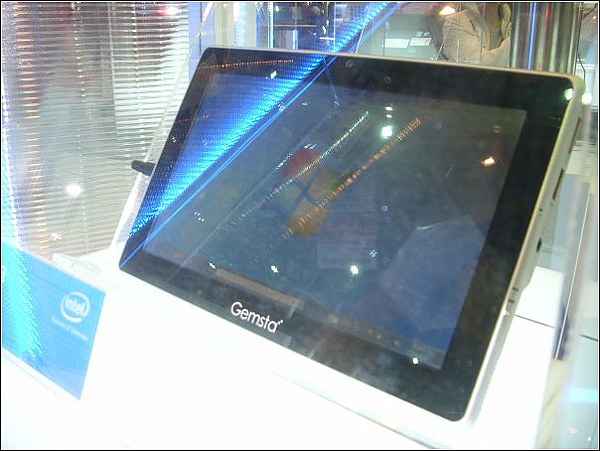 ST839075.JPG ST839075.JPG