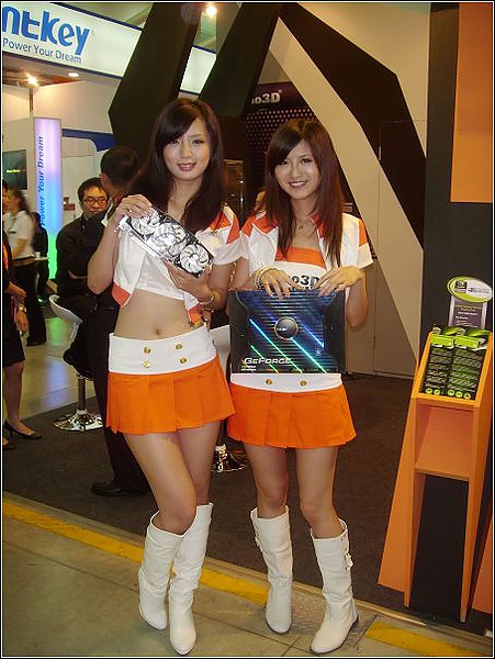 ST839033.JPG ST839033.JPG