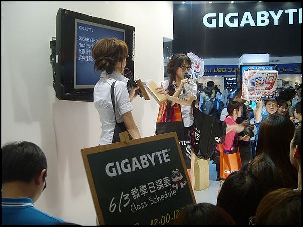 ST839165.JPG ST839165.JPG